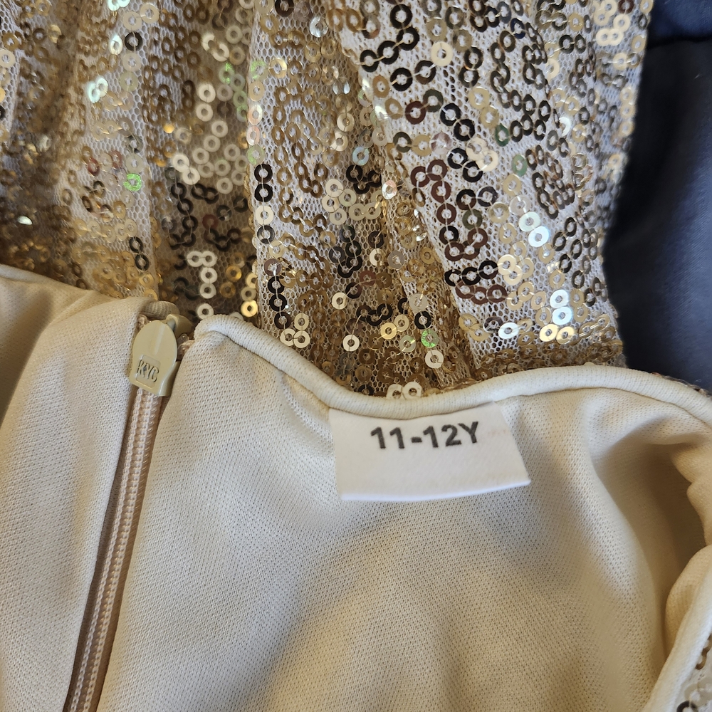 Gold Sequin Party Dress - Picture 4 of 4